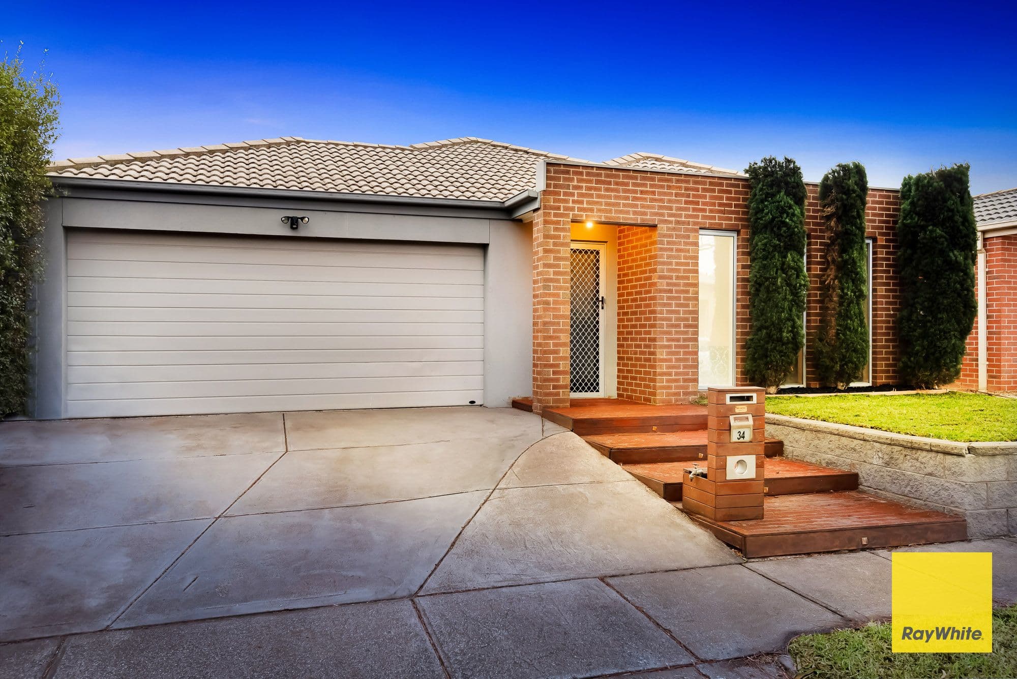 34 Rocky Gate Drive, Truganina VIC 3029, Truganina - Thumbnail 2