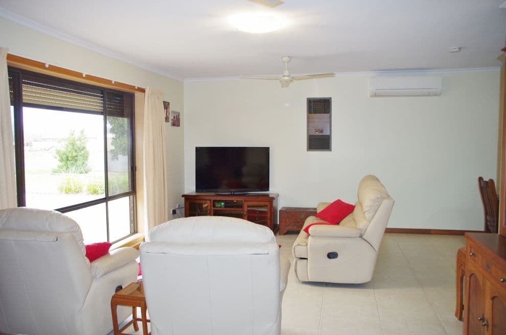 101 Barwon Street, Renmark SA 5341, Renmark North - Thumbnail 3