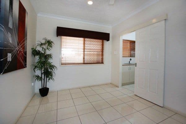 54 Colchester Crescent, KIRWAN QLD 4817, Kirwan - Thumbnail 4