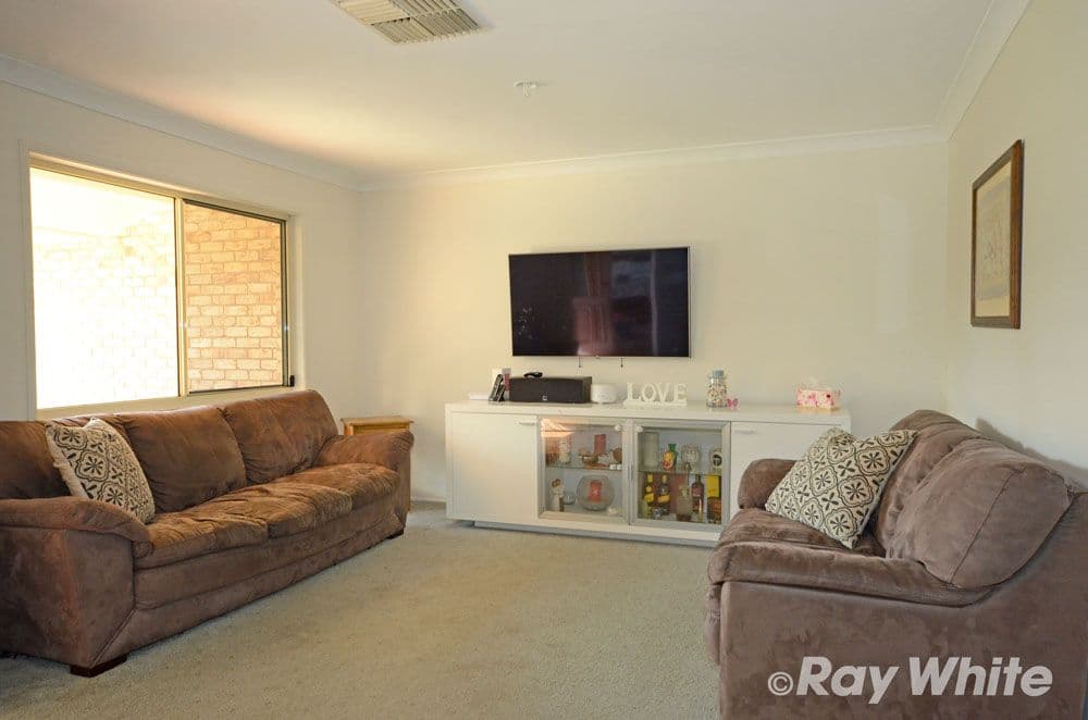 19 Hills Avenue, Biloela QLD 4715, Biloela - Thumbnail 2