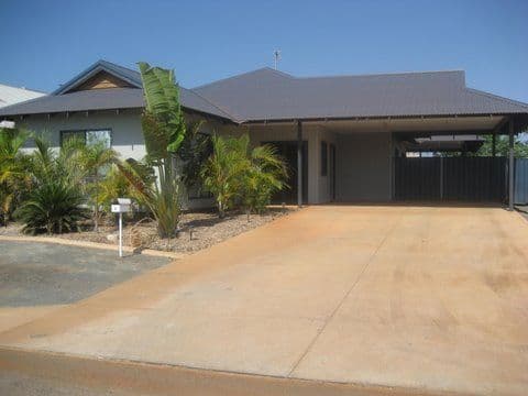 8 Walker Close, KARRATHA WA 6714, Karratha - Thumbnail 2