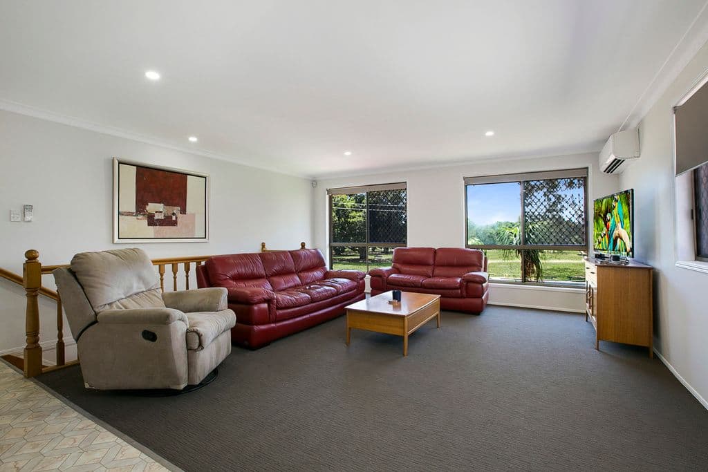 293 Whites Road, Lota QLD 4179, Lota - Thumbnail 3