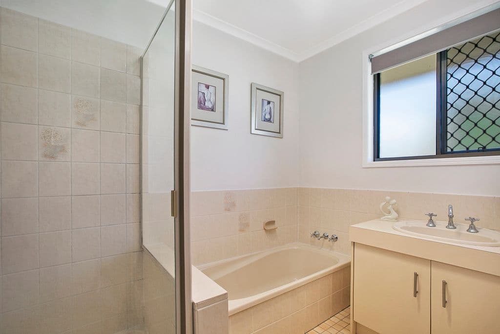293 Whites Road, Lota QLD 4179, Lota - Thumbnail 8