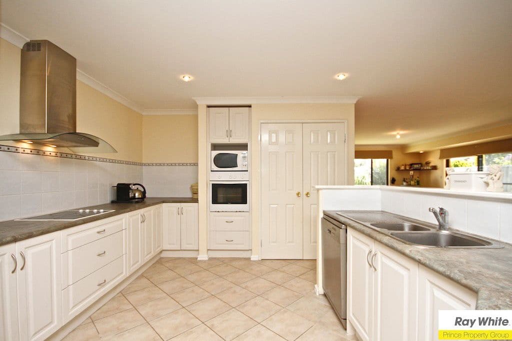 24 Casuarina Way, MORLEY WA 6062, Morley - Thumbnail 3