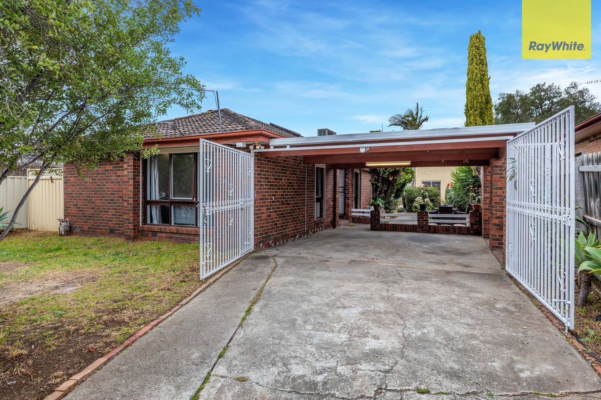 39 Diamond Avenue, Albanvale VIC 3021, Albanvale - Thumbnail 2