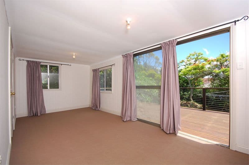 10 Sinclair Street, NEWTOWN QLD 4305, Newtown - Thumbnail 7