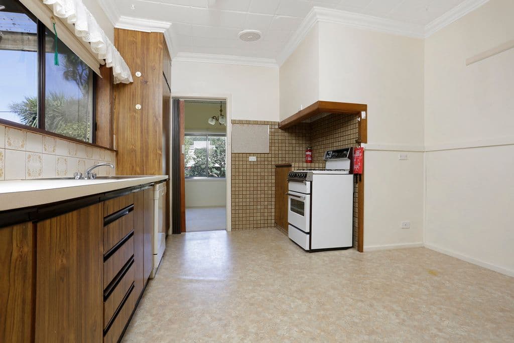 322 North Boundary Road, Hamilton VIC 3300, Hamilton - Thumbnail 2