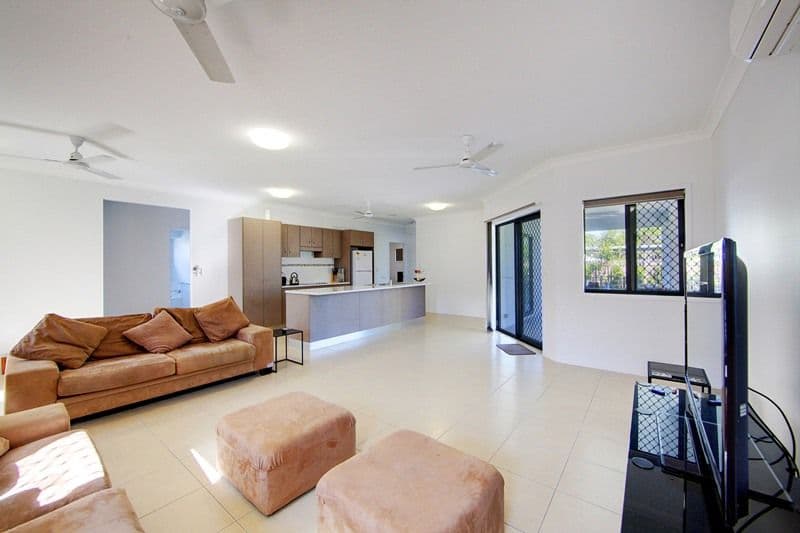 7 Frederick Street, OONOONBA QLD 4811, Oonoonba - Thumbnail 3
