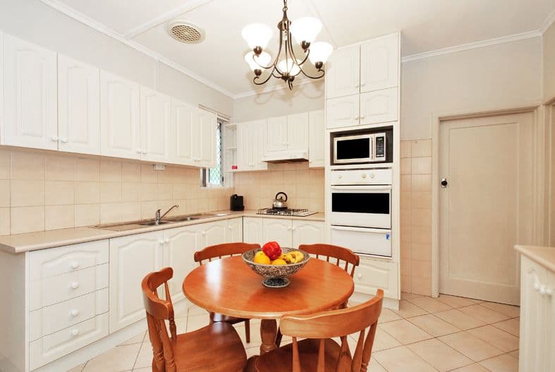 29 Connolly Avenue, COBURG VIC 3058, Coburg - Thumbnail 4