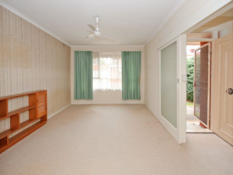 10 Mitchell Road, MONT ALBERT NORTH VIC 3129, Mont Albert North - Thumbnail 3