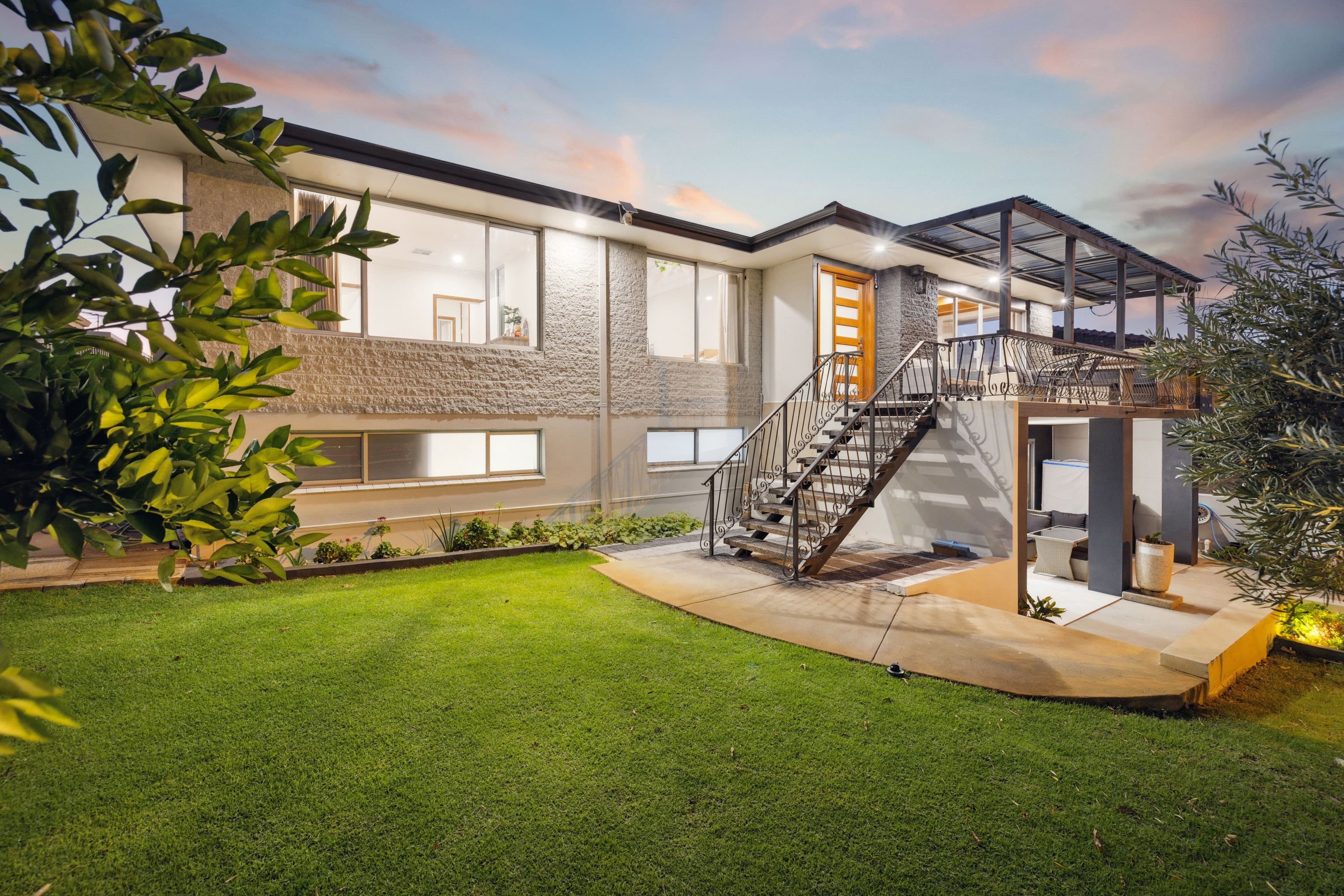 11 Emberson Road, Morley WA 6062, Morley - Thumbnail 2