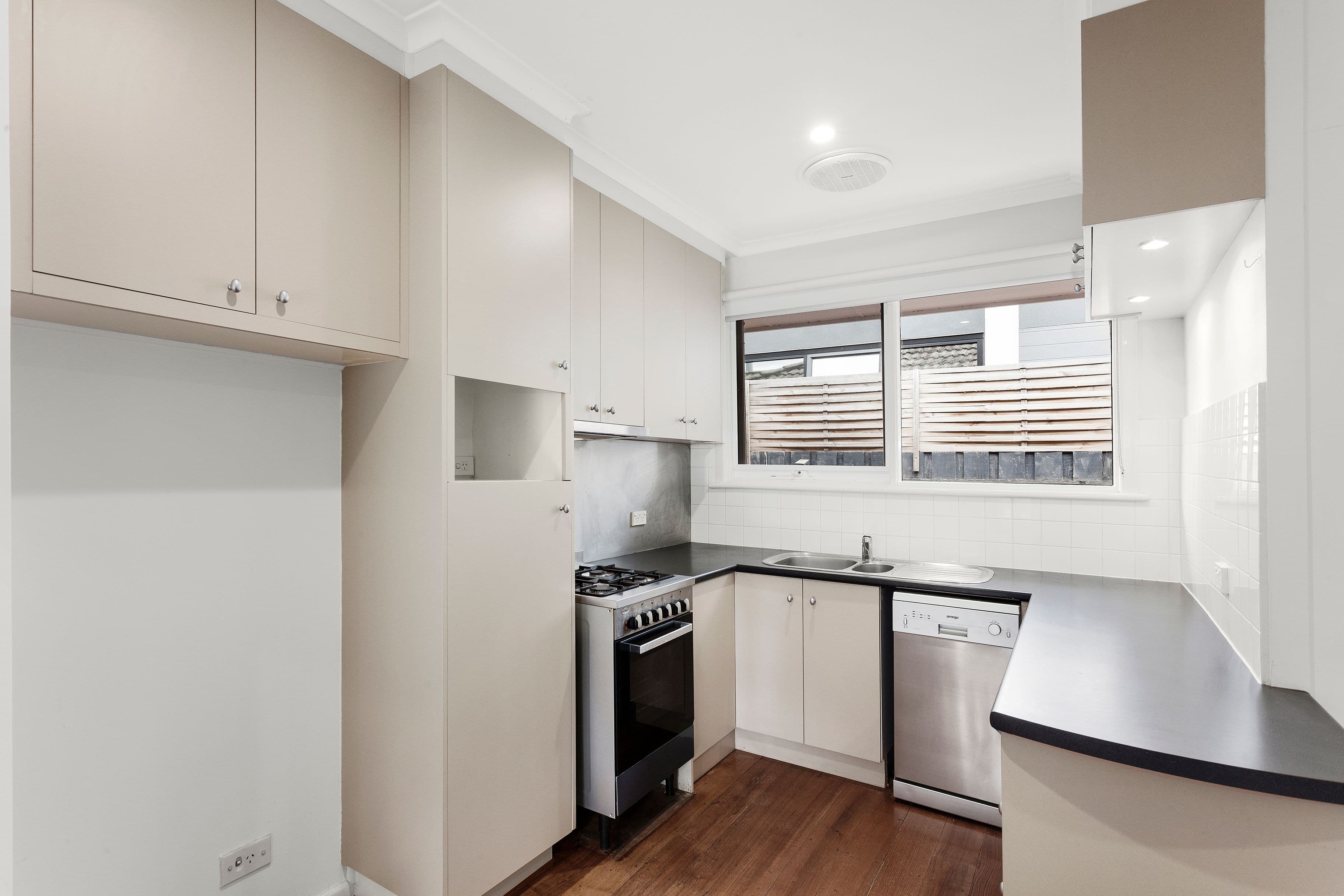 96 Mimosa Road, Carnegie VIC 3163, Carnegie - Thumbnail 2