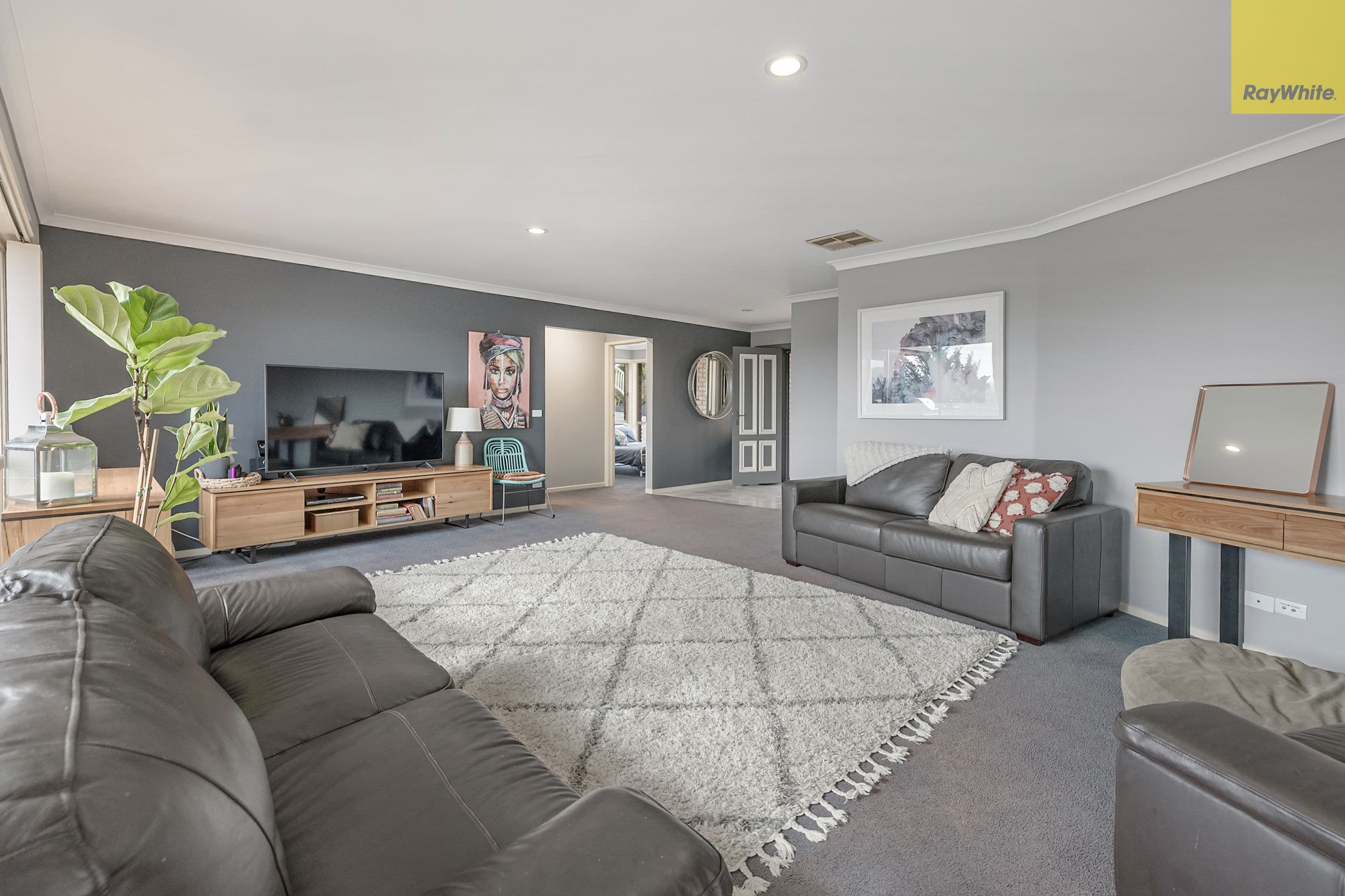 13 Carlogie Place, Darley VIC 3340, Darley - Thumbnail 4