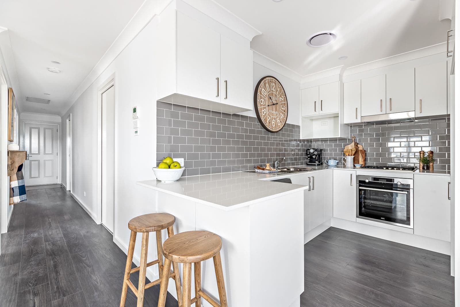 6 Wattlebird Crescent, Elermore Vale - Thumbnail 3
