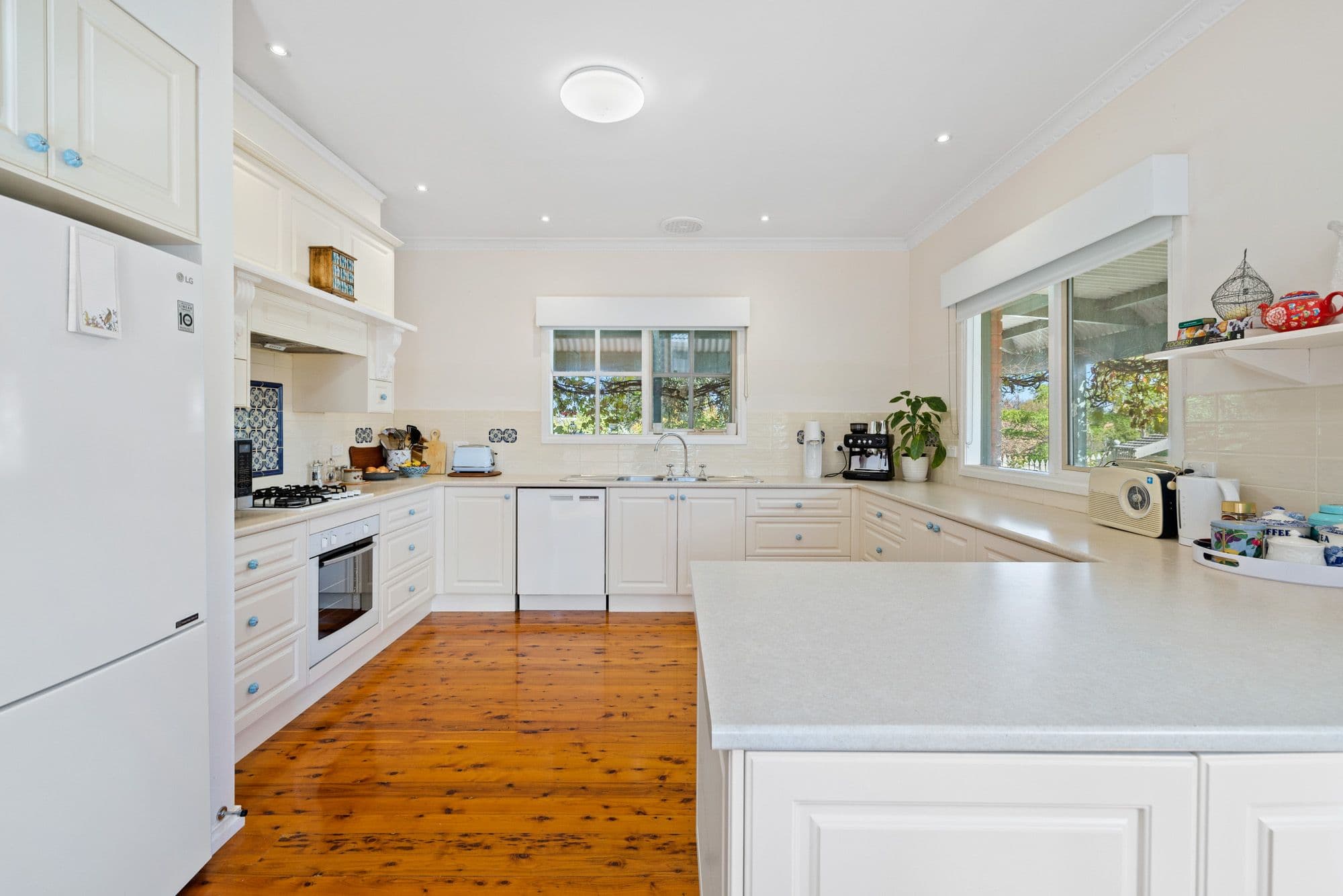 60 Iluka Drive, Werribee VIC 3030, Werribee - Thumbnail 5