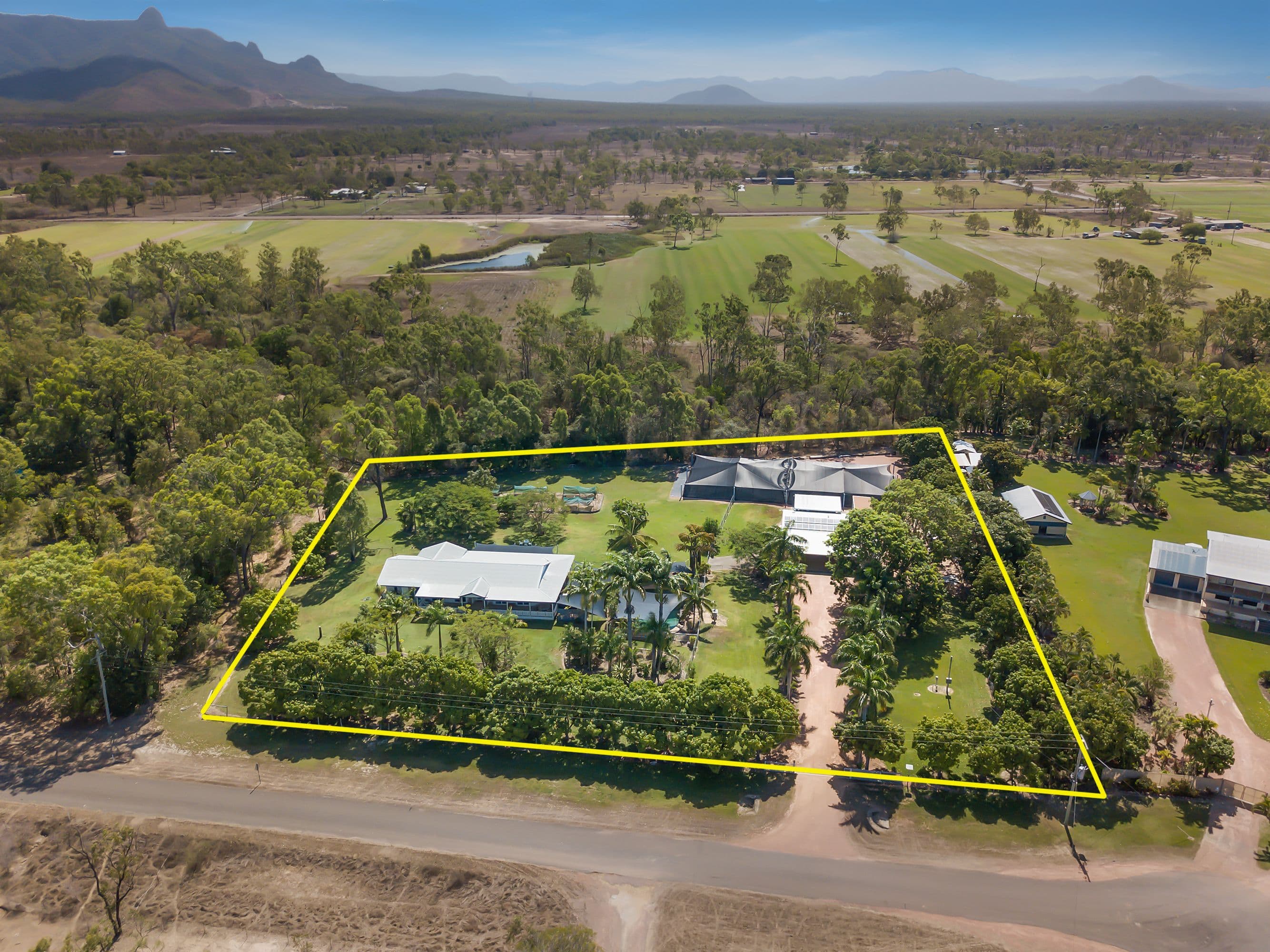 8 Palamino Place, Kelso QLD 4815, Kelso - Thumbnail 2