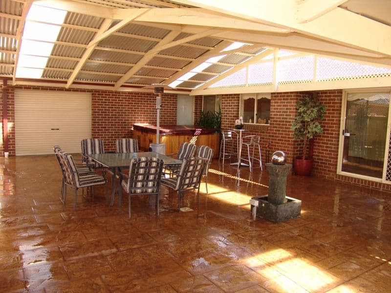 603 / 34 Oakden Street, Greenway, Greenway - Thumbnail 2