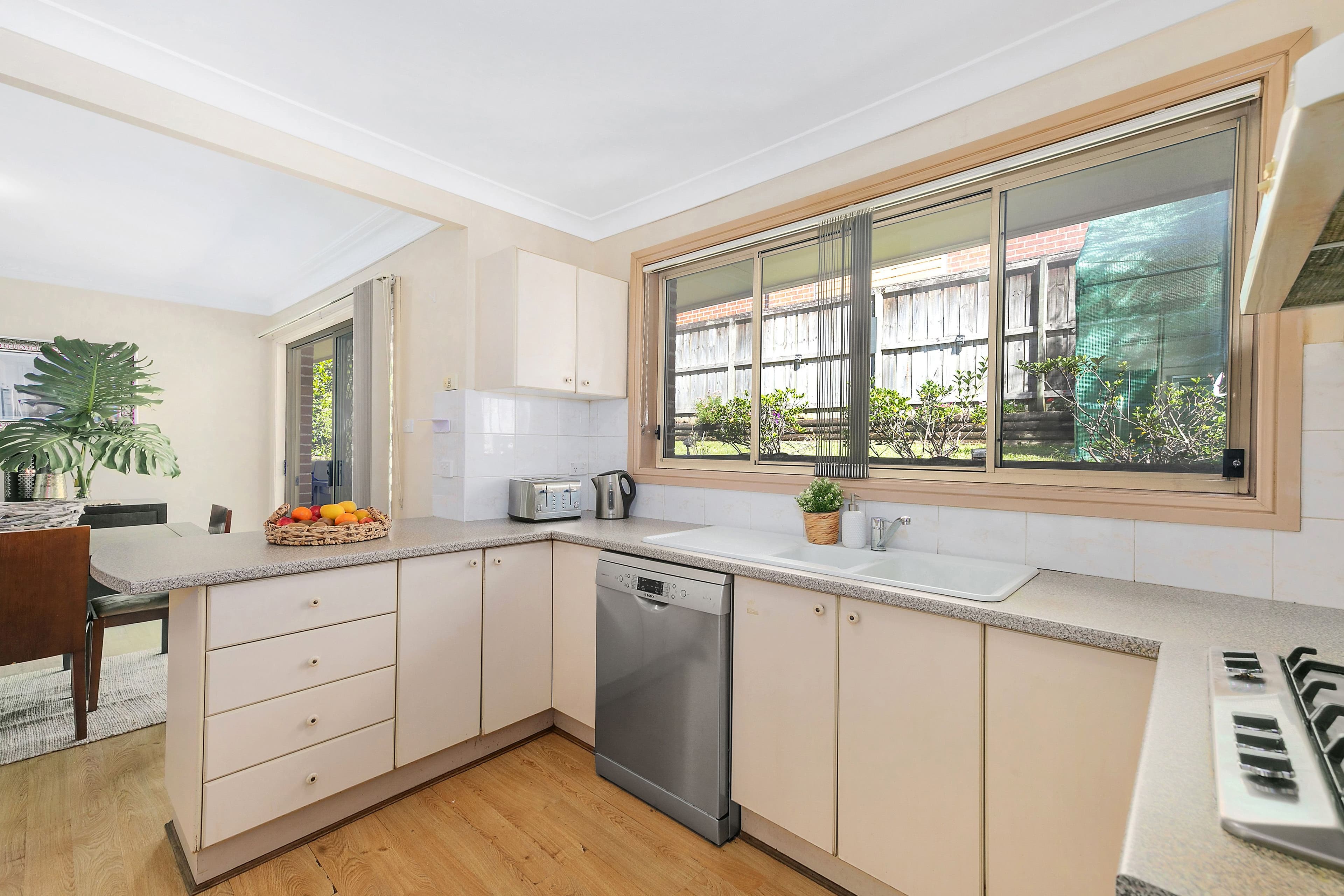 22 Campbell Avenue, Normanhurst - Thumbnail 7