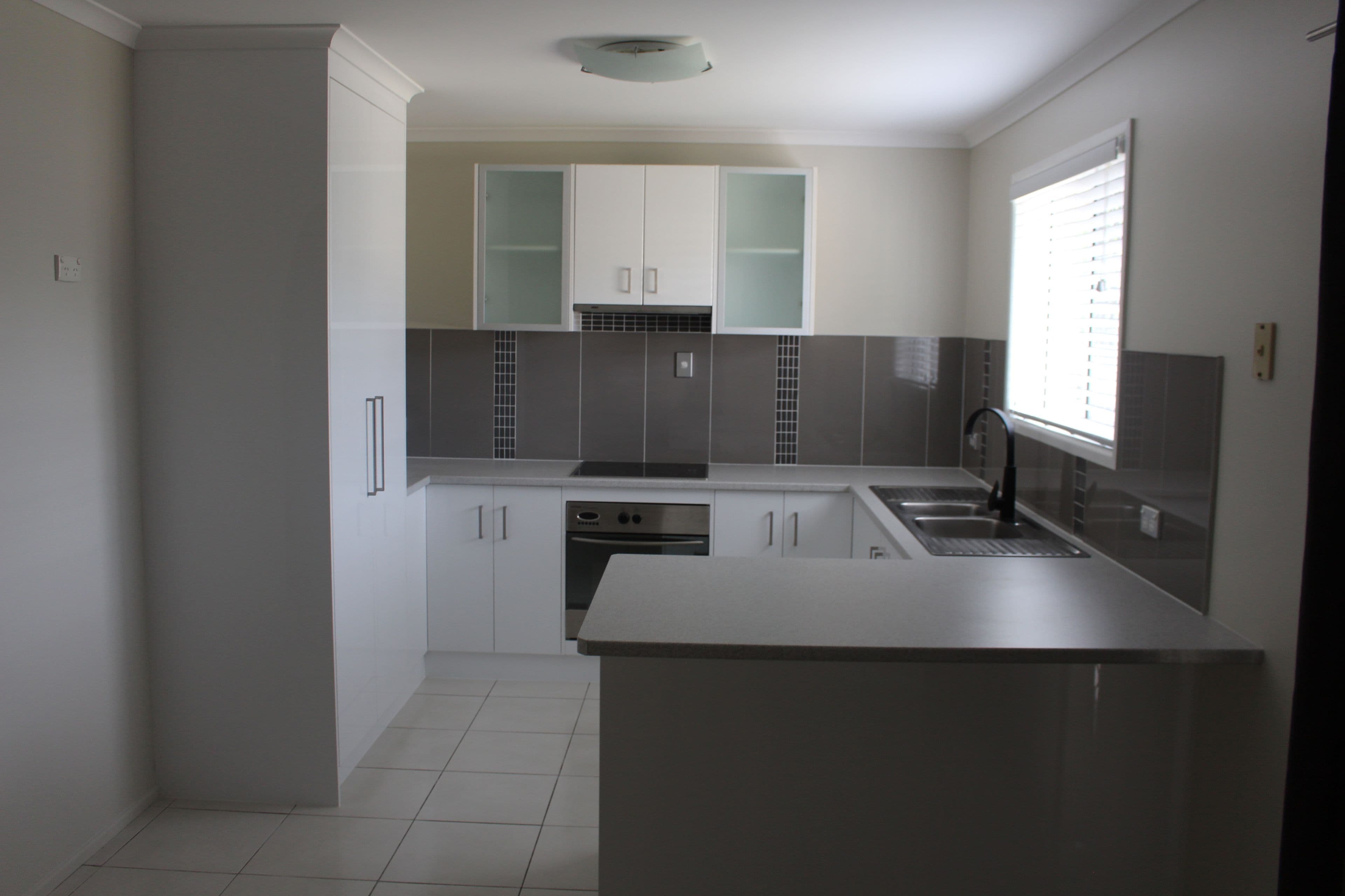 24 Bingera Street, Clinton QLD 4680, Clinton - Thumbnail 4