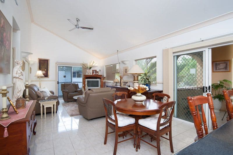 11 Springfield Cresent, MANOORA QLD 4870, Manoora - Thumbnail 2