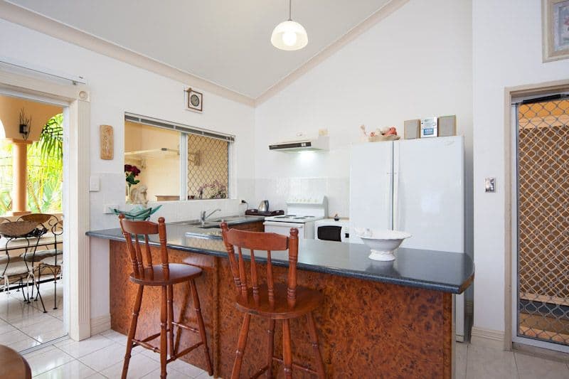 11 Springfield Cresent, MANOORA QLD 4870, Manoora - Thumbnail 5