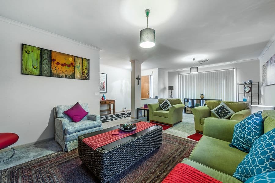 8 Leigh Court, Craigieburn VIC 3064, Craigieburn - Thumbnail 3
