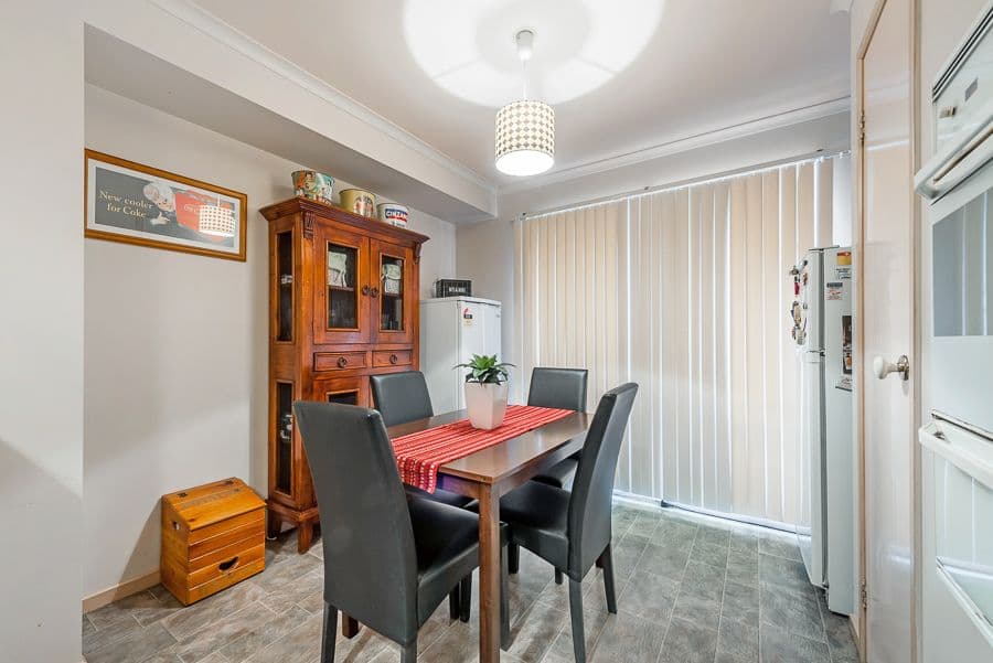 8 Leigh Court, Craigieburn VIC 3064, Craigieburn - Thumbnail 7