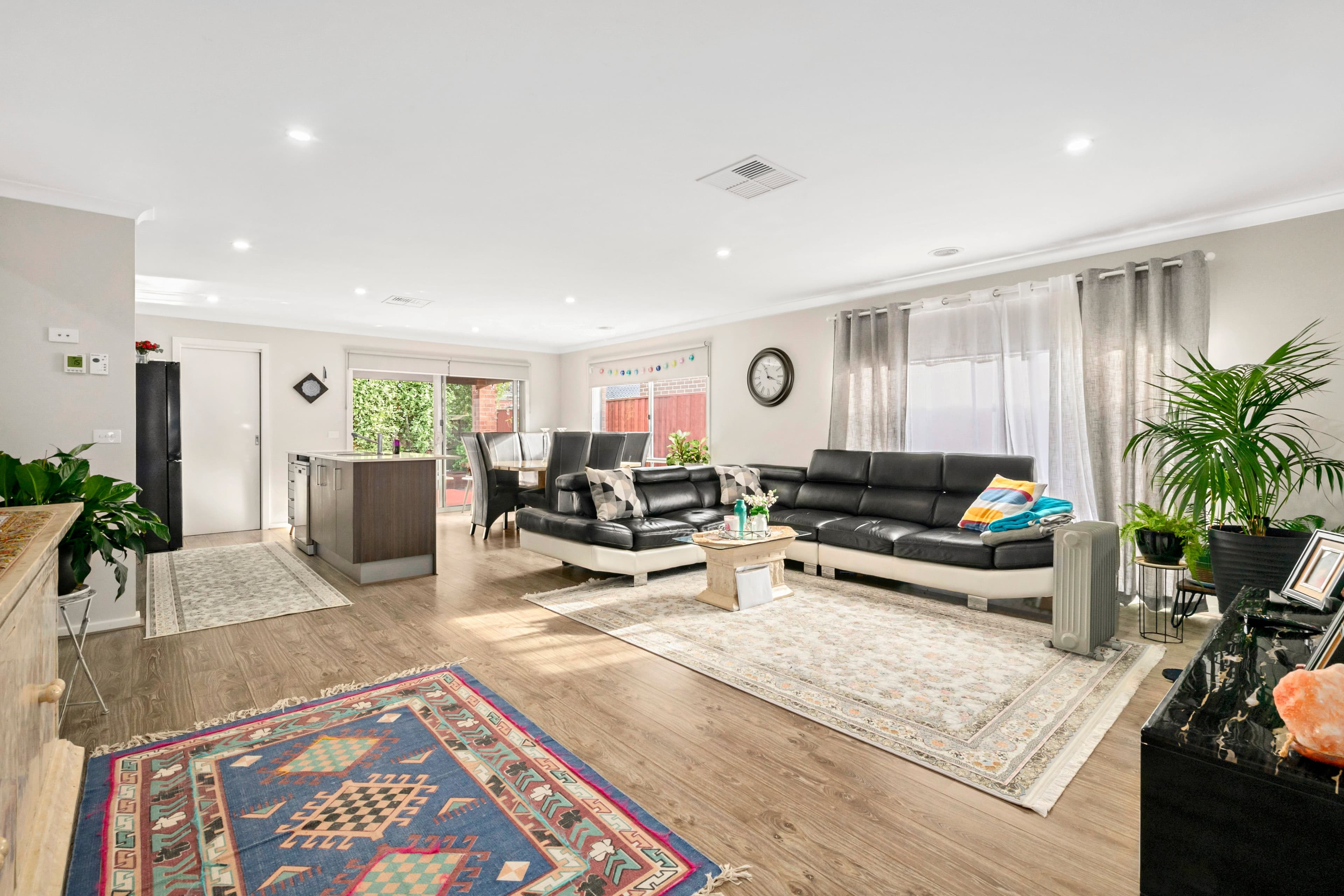 22 Windermere Parade, Doreen VIC 3754, Doreen - Thumbnail 5