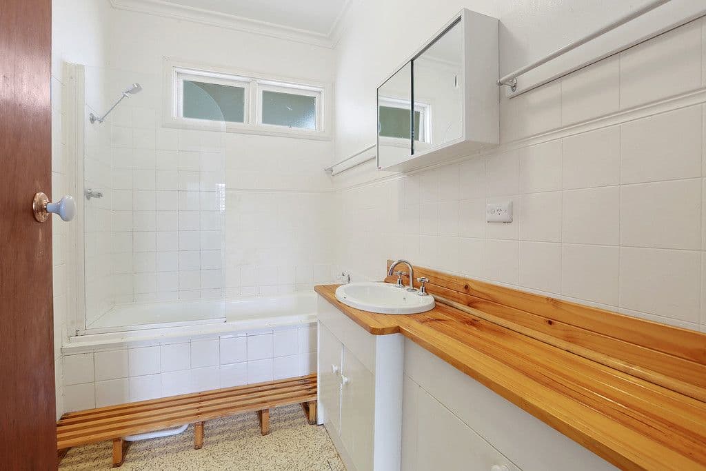 12 Walsgott Street, North Geelong VIC 3215, North Geelong - Thumbnail 6
