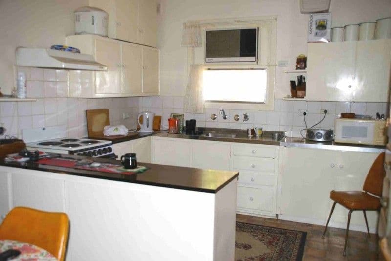 24 Myall Street, RENMARK SA 5341, Renmark - Thumbnail 2