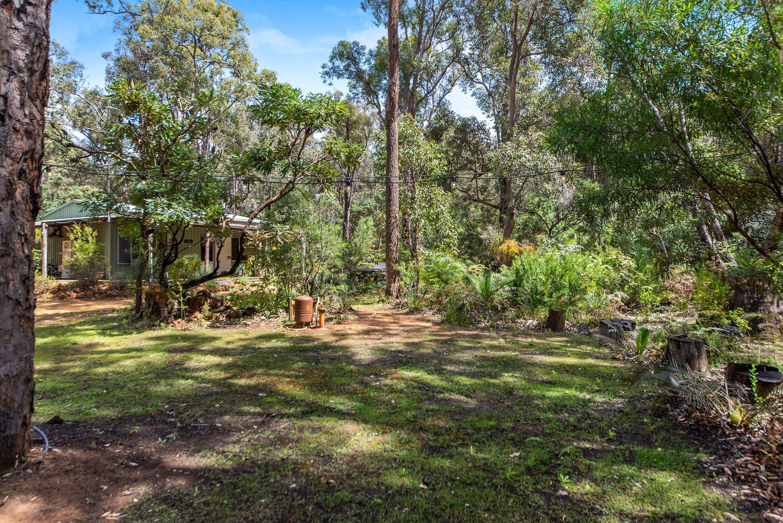 135 Leschenaultia Drive, Nannup WA 6275, Nannup - Image 1