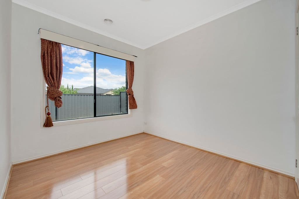 85 Cradle Mountain Drive, Craigieburn VIC 3064, Craigieburn - Thumbnail 7