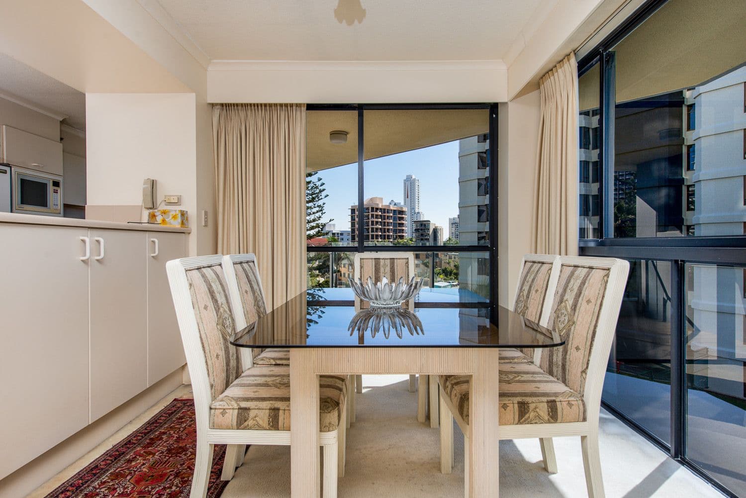 3A 'Surfers Manhattan' 62 Old Burleigh Road, SURFERS PARADISE QLD 4217, Surfers Paradise - Thumbnail 2