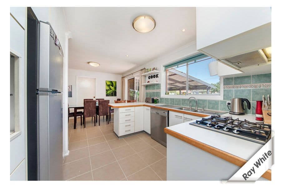 14 Scantlebury Crescent, THEODORE ACT 2905, Theodore - Thumbnail 4