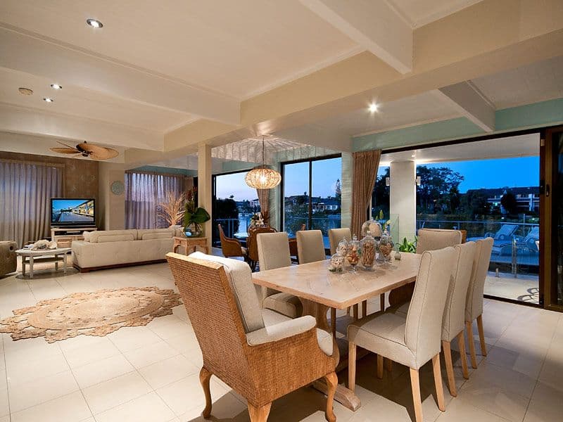 37 Conifer Crescent, BROADBEACH WATERS QLD 4218, Broadbeach Waters - Thumbnail 8