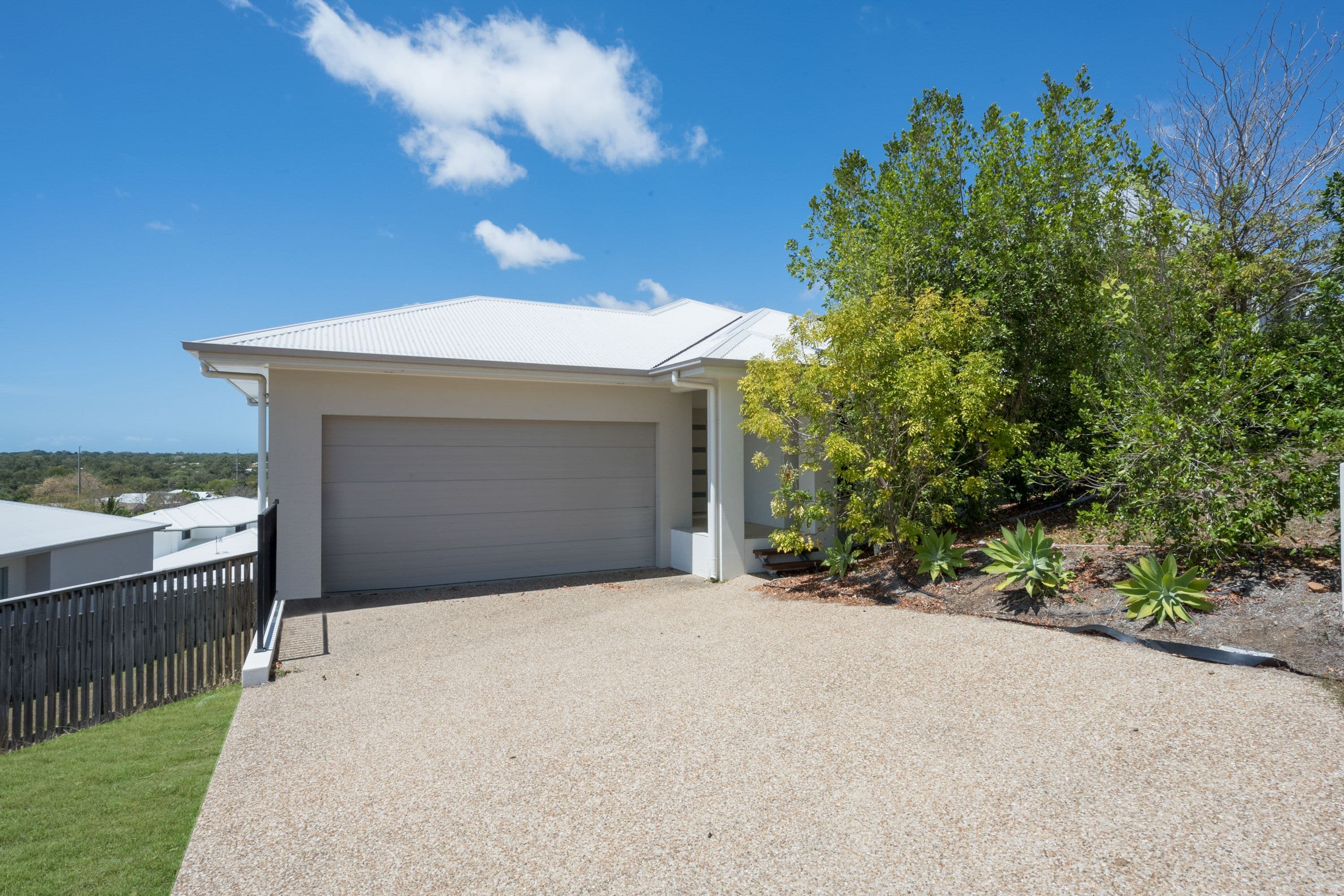 4 Moondani Close, Douglas QLD 4814, Douglas - Thumbnail 2