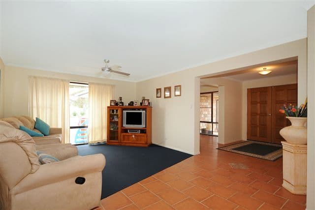 5 Clifford Street, MERINGANDAN WEST QLD 4352, Meringandan West - Thumbnail 2