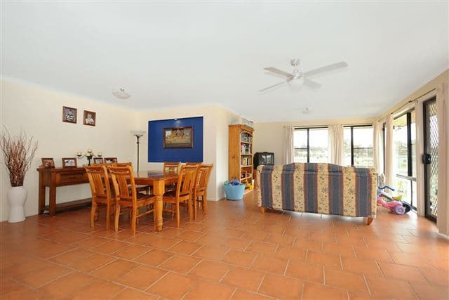 5 Clifford Street, MERINGANDAN WEST QLD 4352, Meringandan West - Thumbnail 6