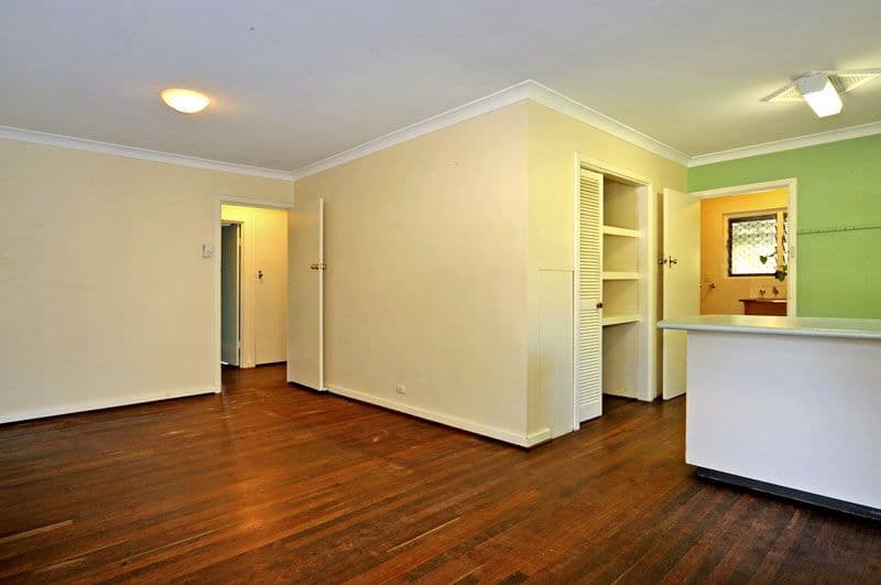 12 Sturtridge Road, LOCKRIDGE WA 6054, Lockridge - Thumbnail 4