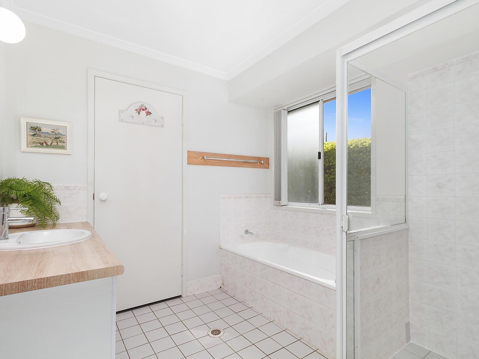 20 Parkview Road, Glass House Mountains QLD 4518, Glass House Mountains - Thumbnail 8