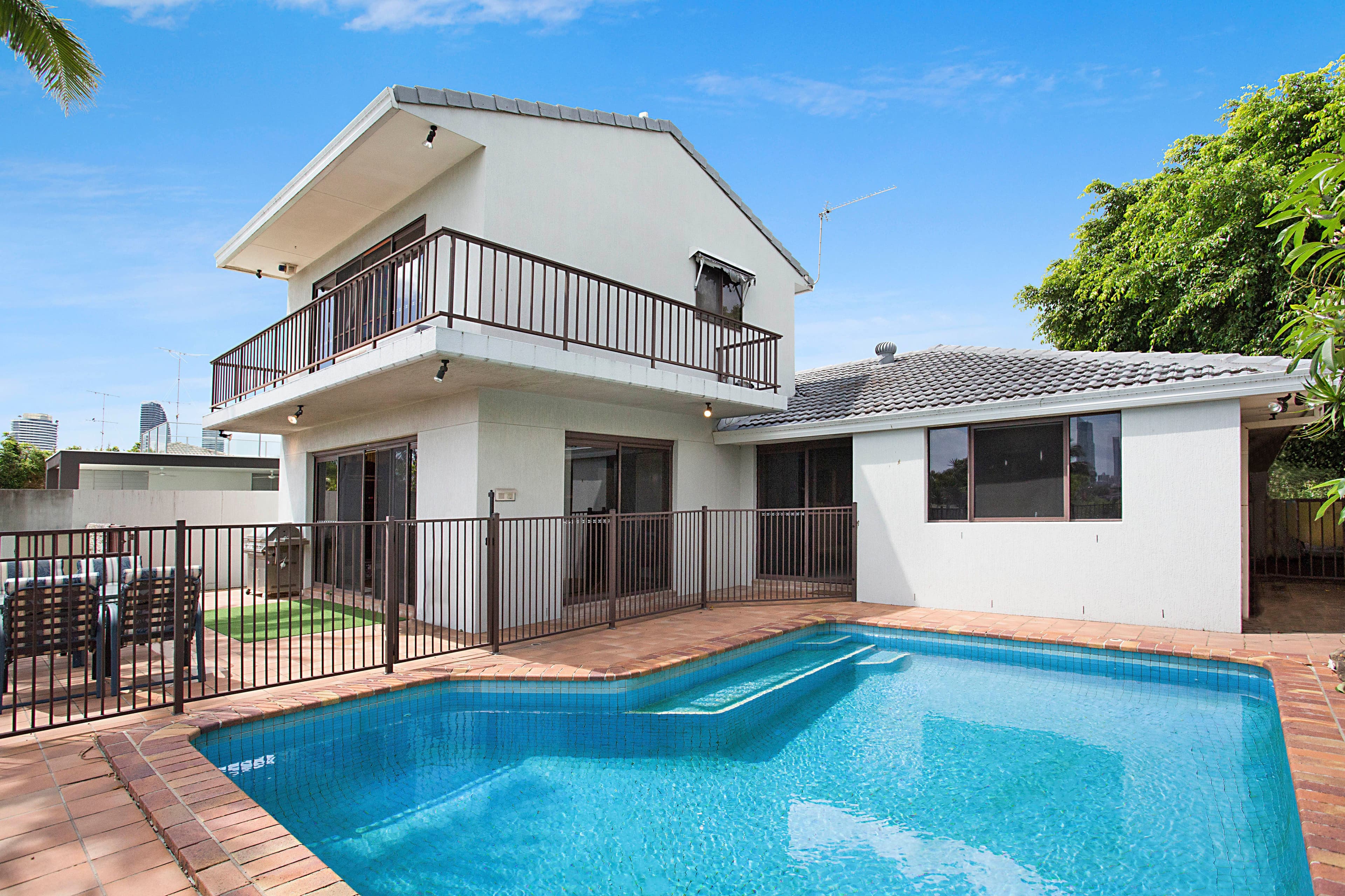 67 T E Peters Drive, Broadbeach Waters QLD 4218, Broadbeach Waters - Thumbnail 3