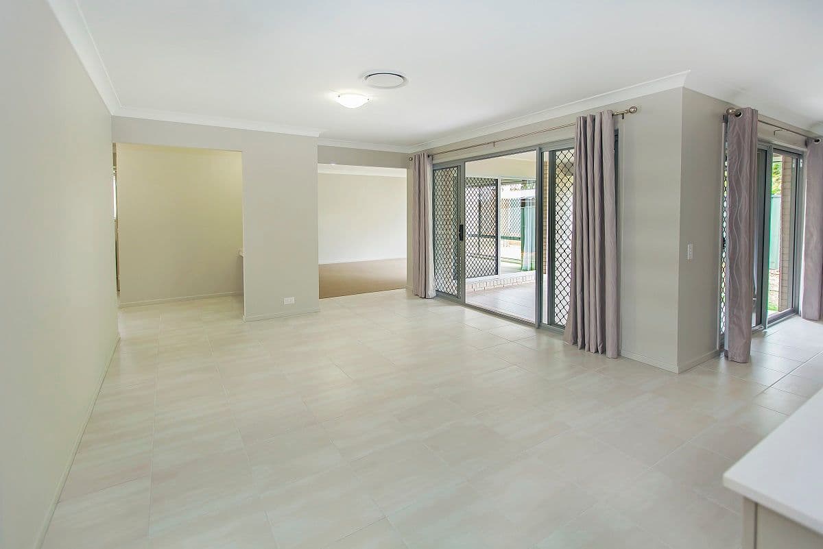 2 Dwyer Street, CAMIRA QLD 4300, Camira - Thumbnail 5