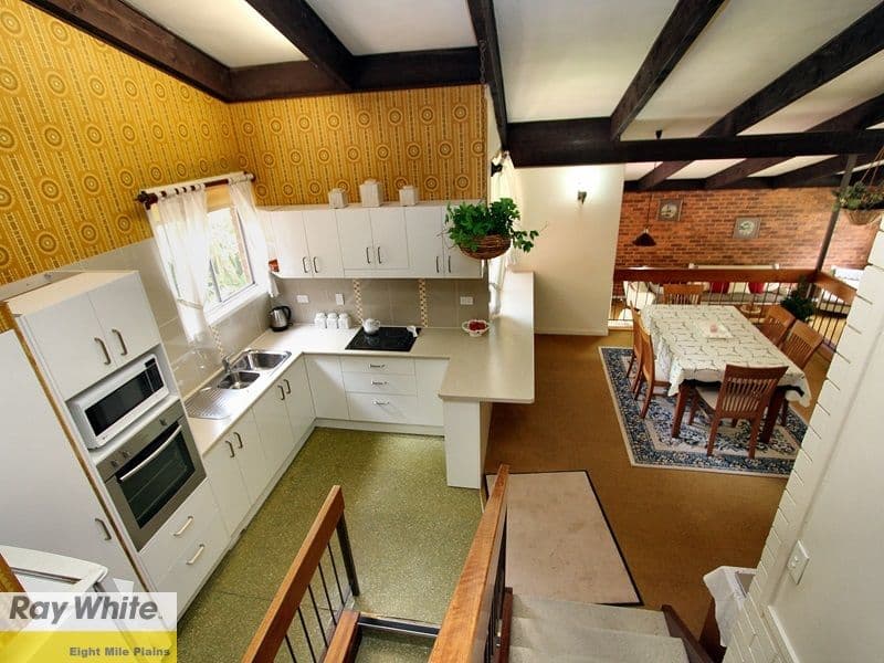 21 Larwood Street, Upper Mount Gravatt QLD 4122, Upper Mount Gravatt - Thumbnail 2