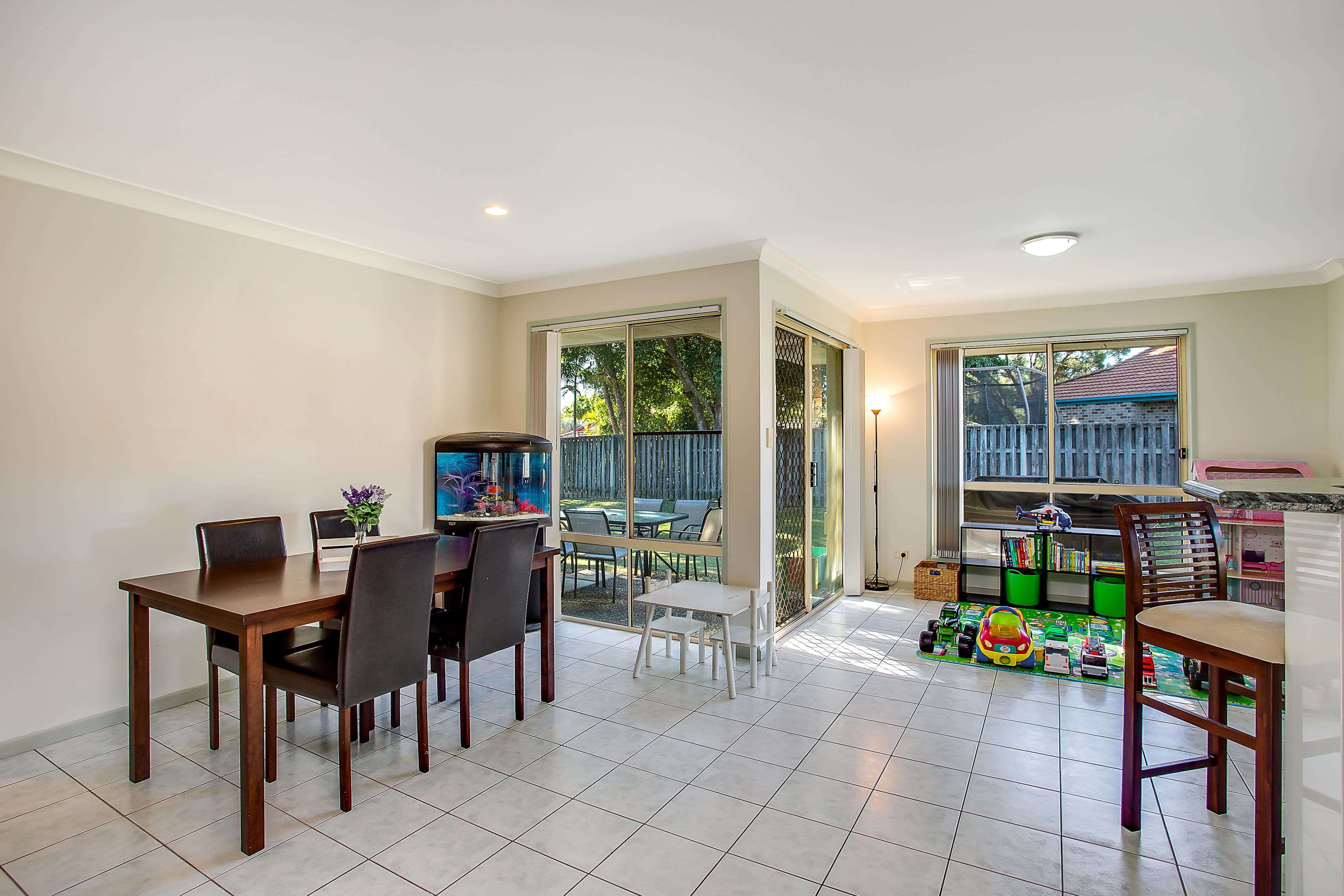8 Cobb Court, Mudgeeraba QLD 4213, Mudgeeraba - Thumbnail 6