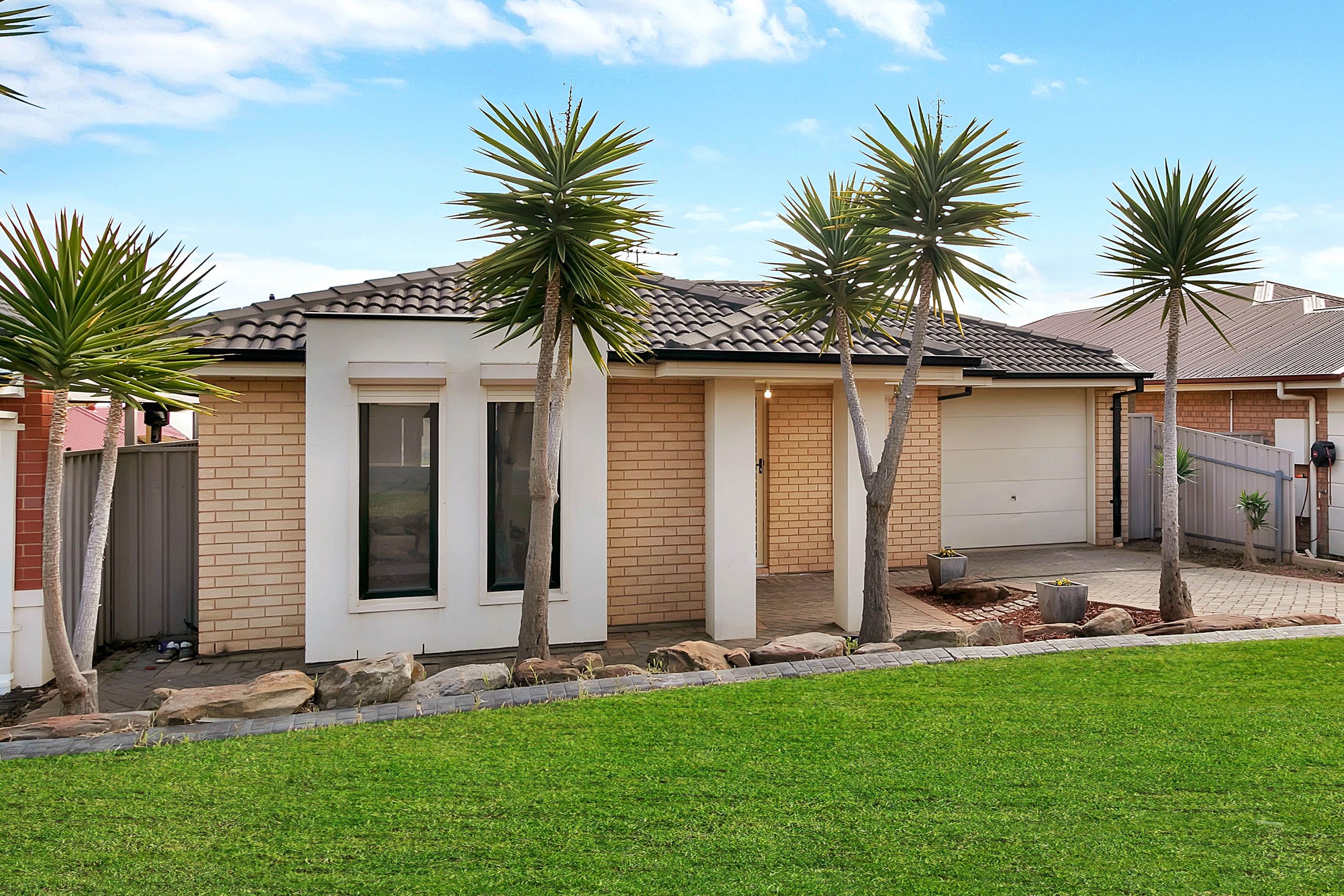 4 St Albans Place, Craigmore SA 5114, Craigmore - Thumbnail 2