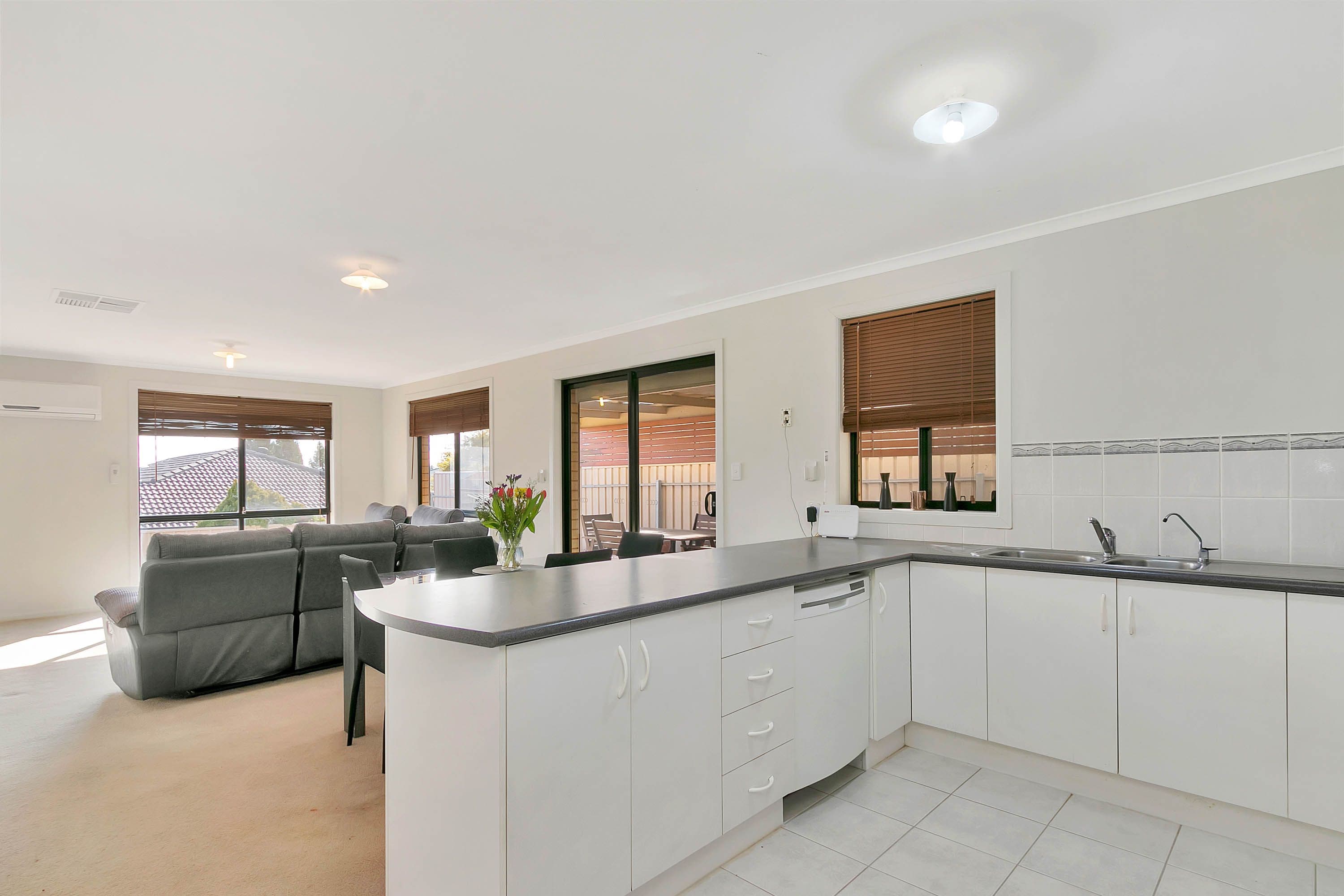 4 St Albans Place, Craigmore SA 5114, Craigmore - Thumbnail 6