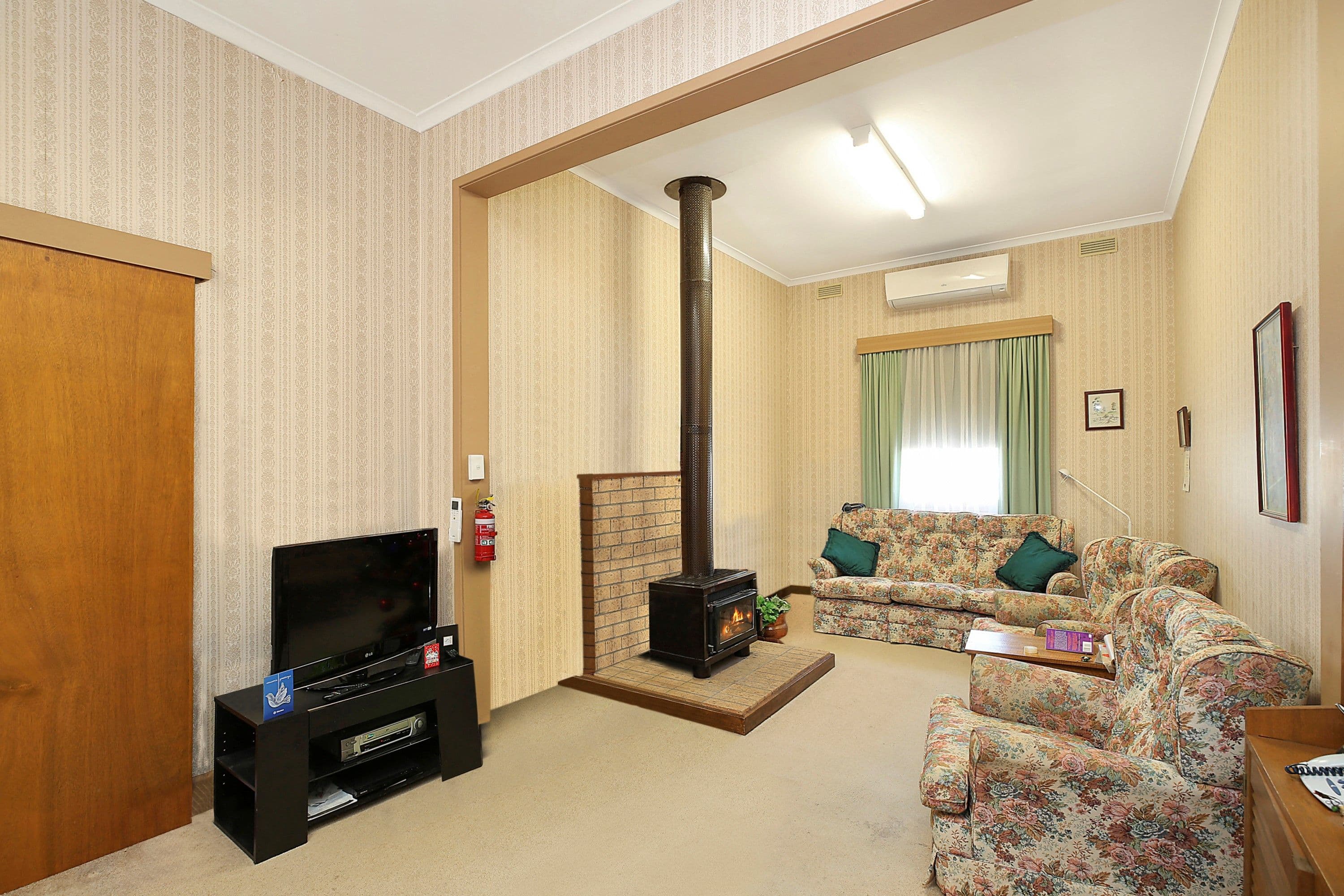 17 Hopetoun Street, Camperdown VIC 3260, Camperdown - Thumbnail 5