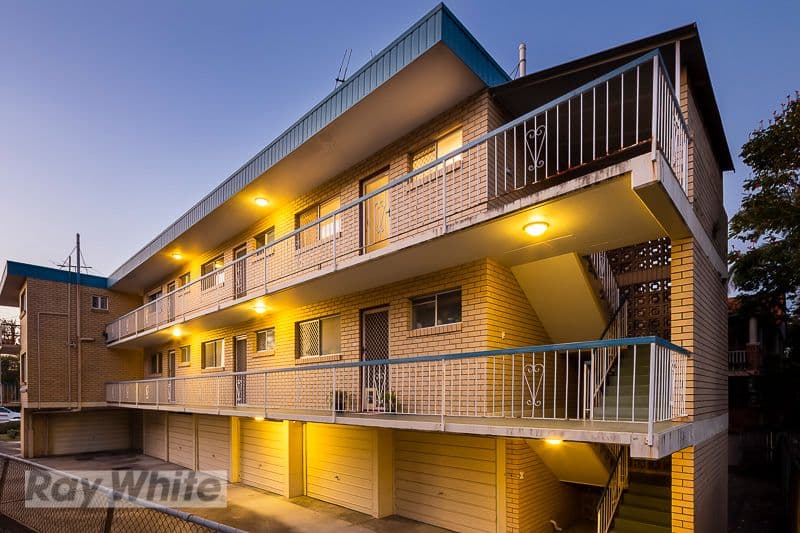 81 Kitchener Street, COORPAROO QLD 4151, Coorparoo - Image 1