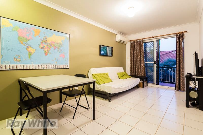 81 Kitchener Street, COORPAROO QLD 4151, Coorparoo - Thumbnail 2