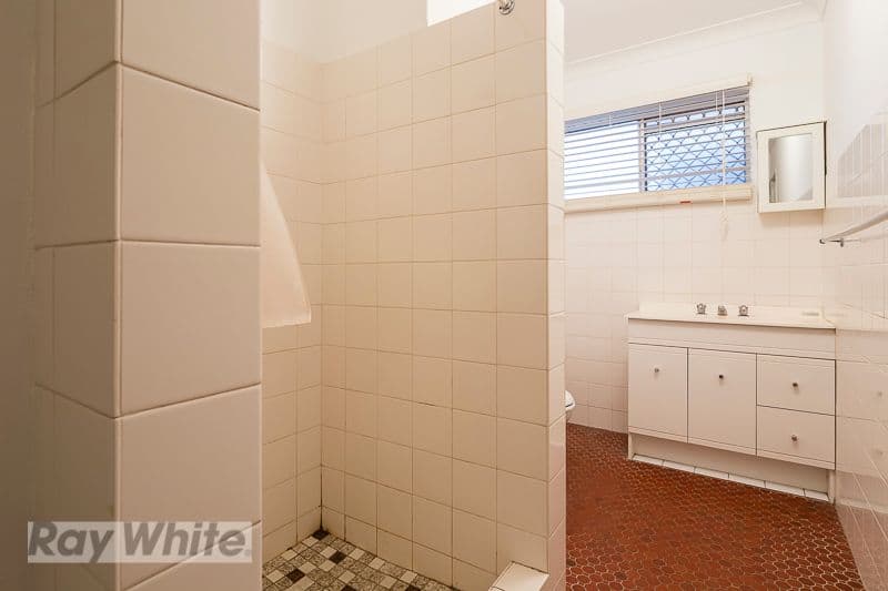 81 Kitchener Street, COORPAROO QLD 4151, Coorparoo - Thumbnail 5
